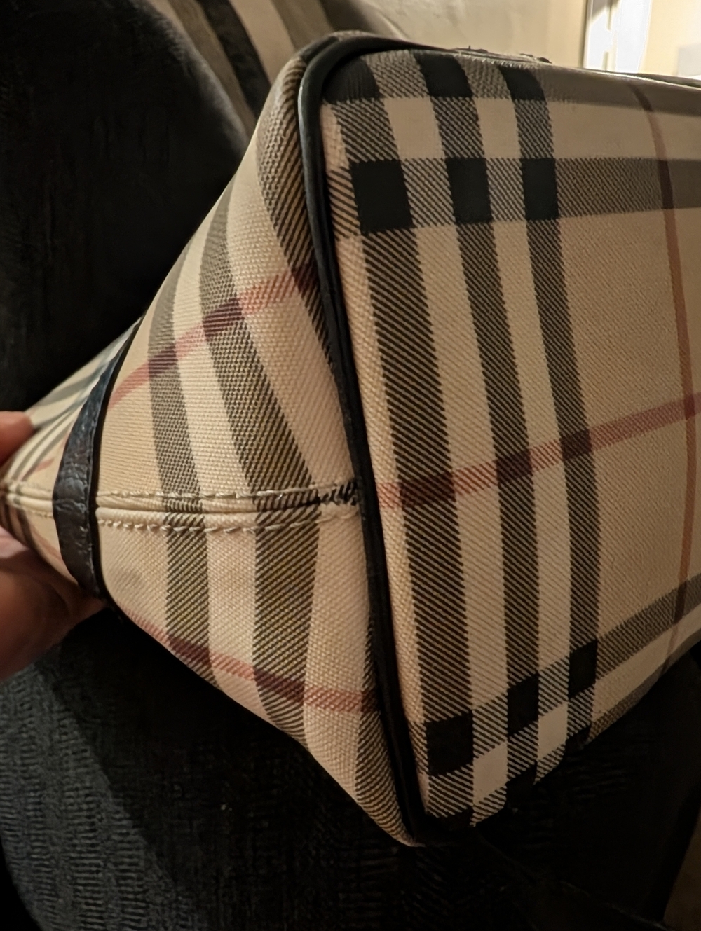 Authentic Burberry London with Leather Trim- Made In Italy - Picture 11 of 15